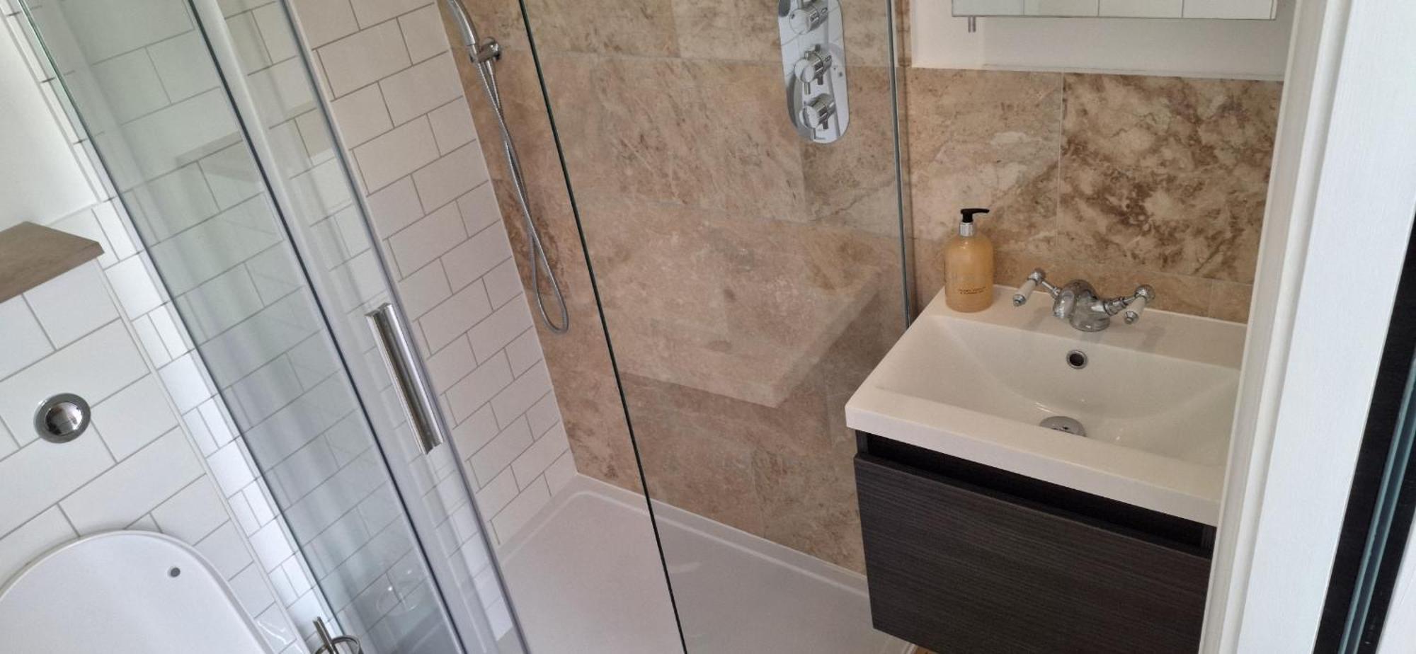 New 3 Bedrooms Flat In Ashford Near Heathrow Екстериор снимка