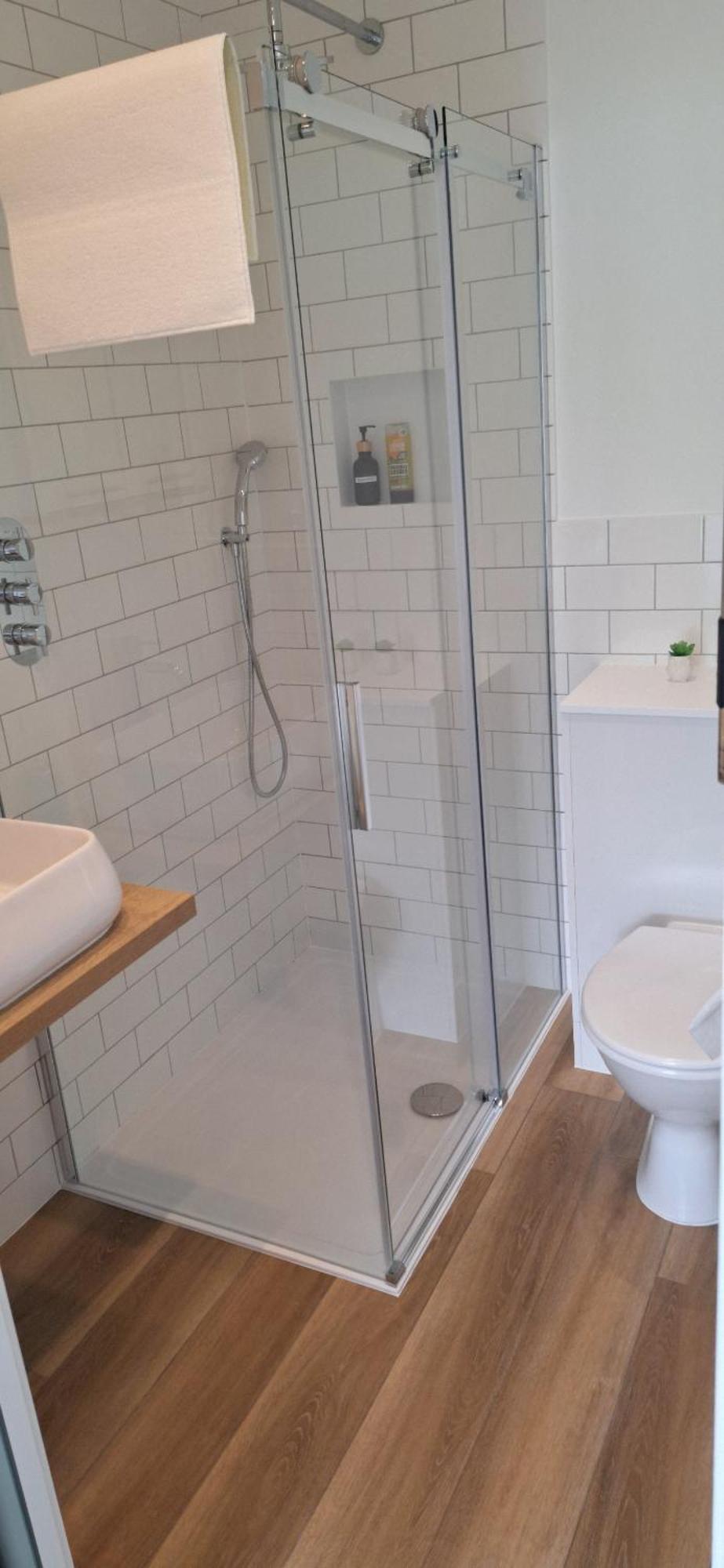 New 3 Bedrooms Flat In Ashford Near Heathrow Екстериор снимка